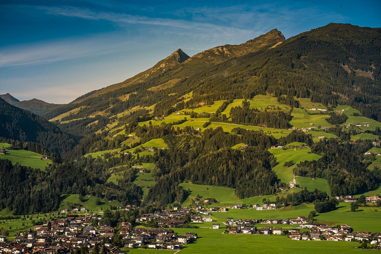 mountains-5623208_1280