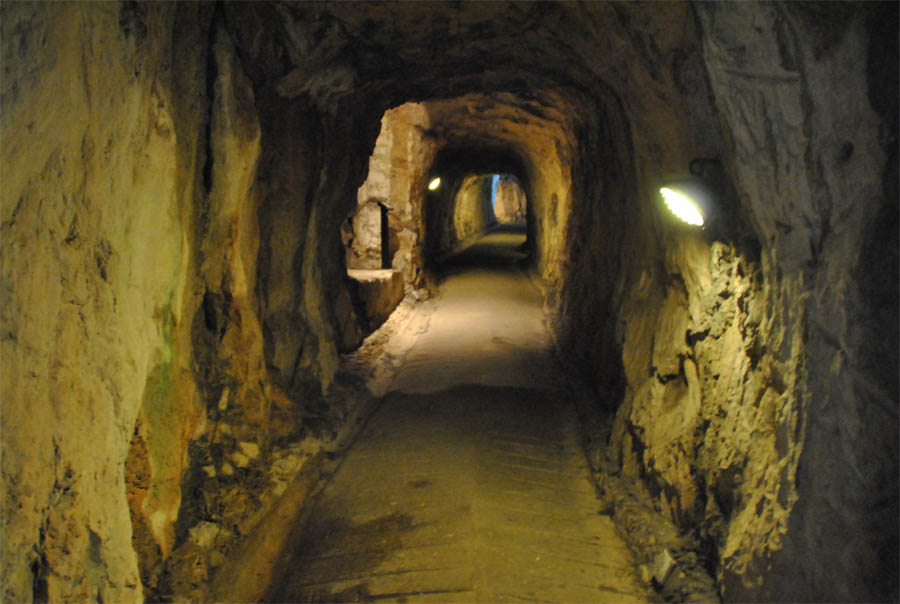 Great_Siege_Tunnels_Gibraltar_2013_10