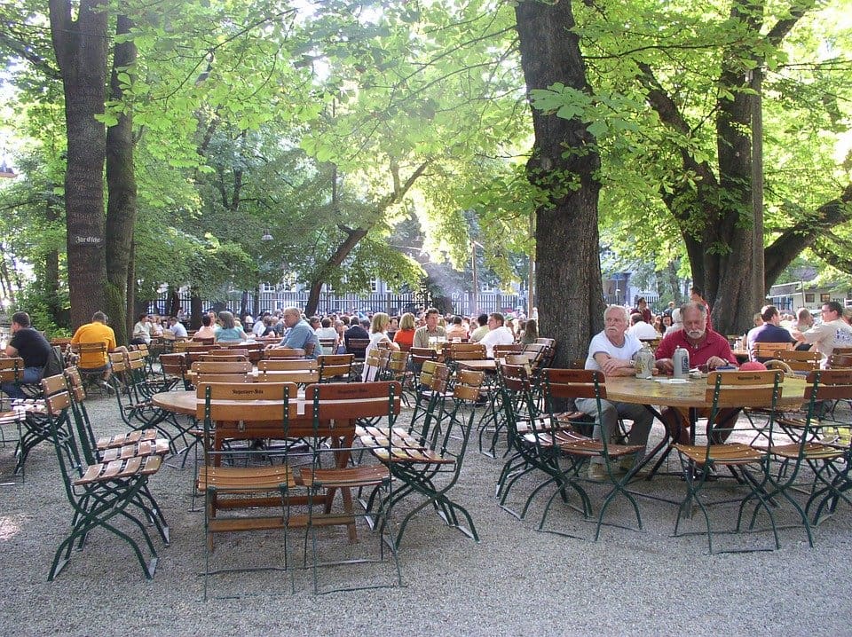 beer-garden-49896_960_720