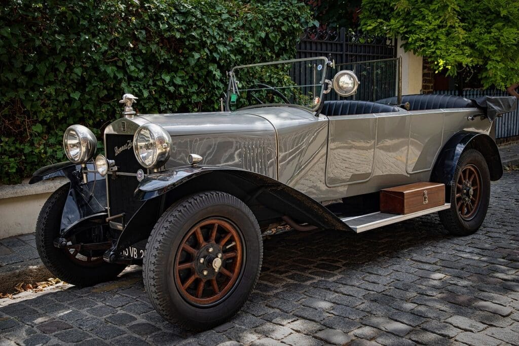 vintage car england