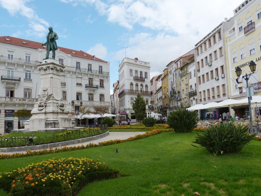 best cities to visit portugal reddit