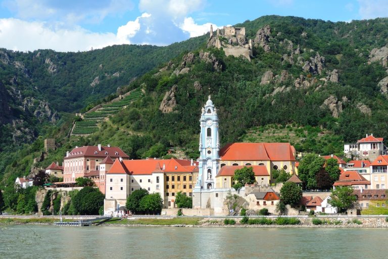durnstein-gfb95f9a8f_1280