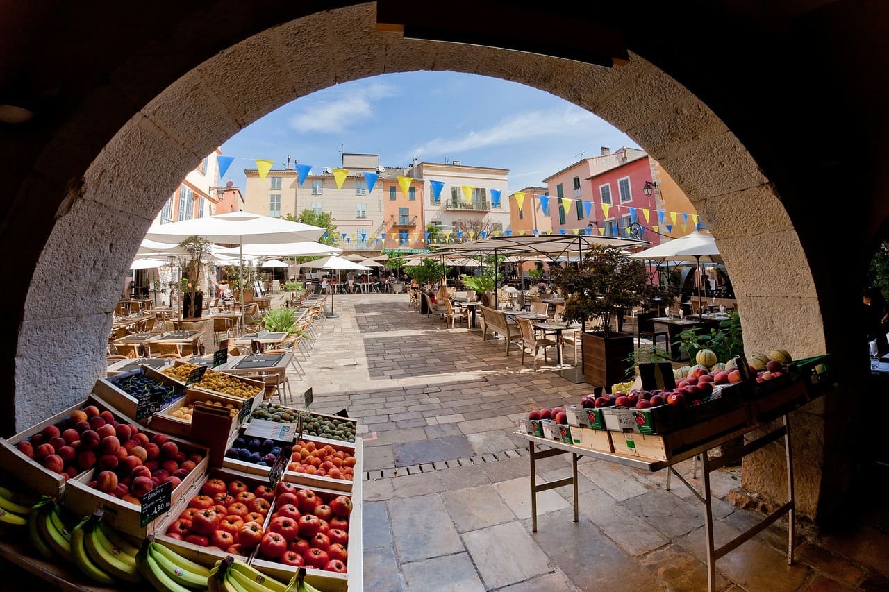 french-riviera-85210_1280