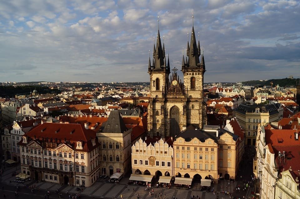 prague-1506918_960_720