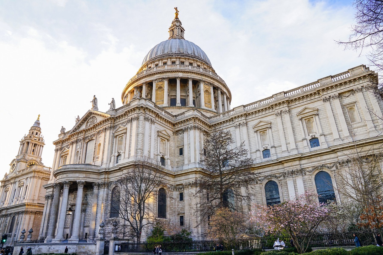 st-pauls-cathedral-5014113_1280