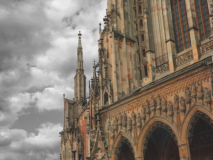 ulm-cathedral-münster-dom-building-preview